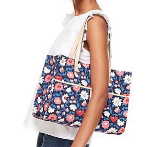 kate spade Handbags - ♠️ Kate Spade floral Mega Sam tote ♠️